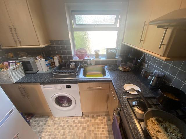 Deemuir Square, Cardiff, CF24, photo 3