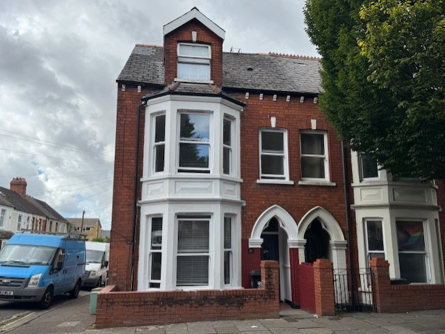 127 Clive Road, Canton, CF5
