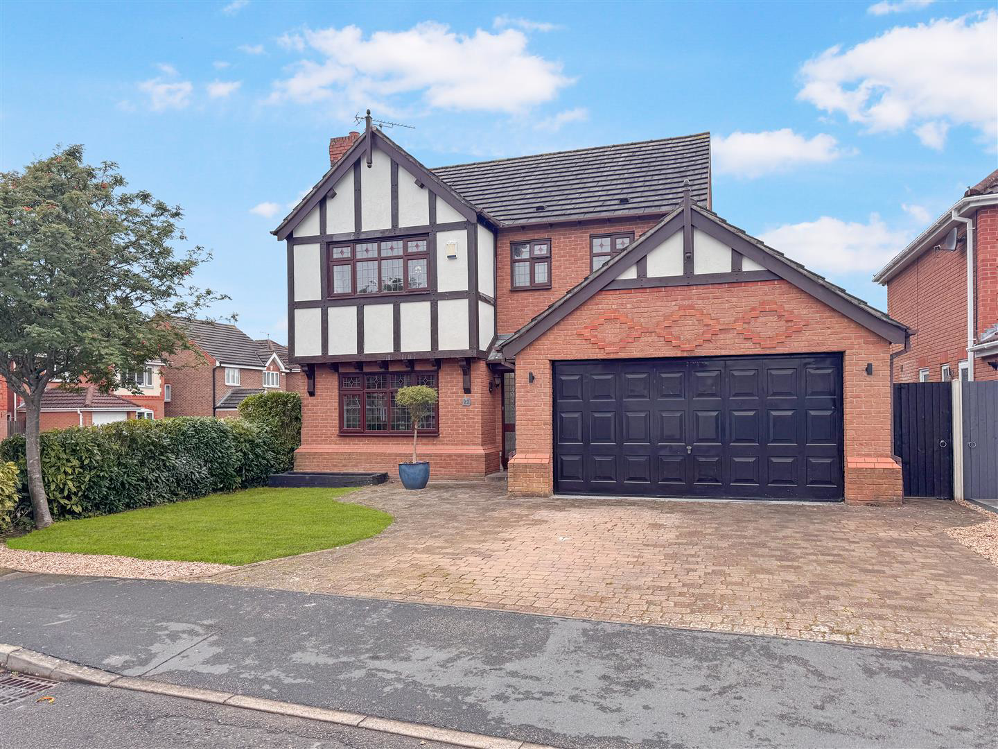 Sharpe Way, Narborough, Leicester