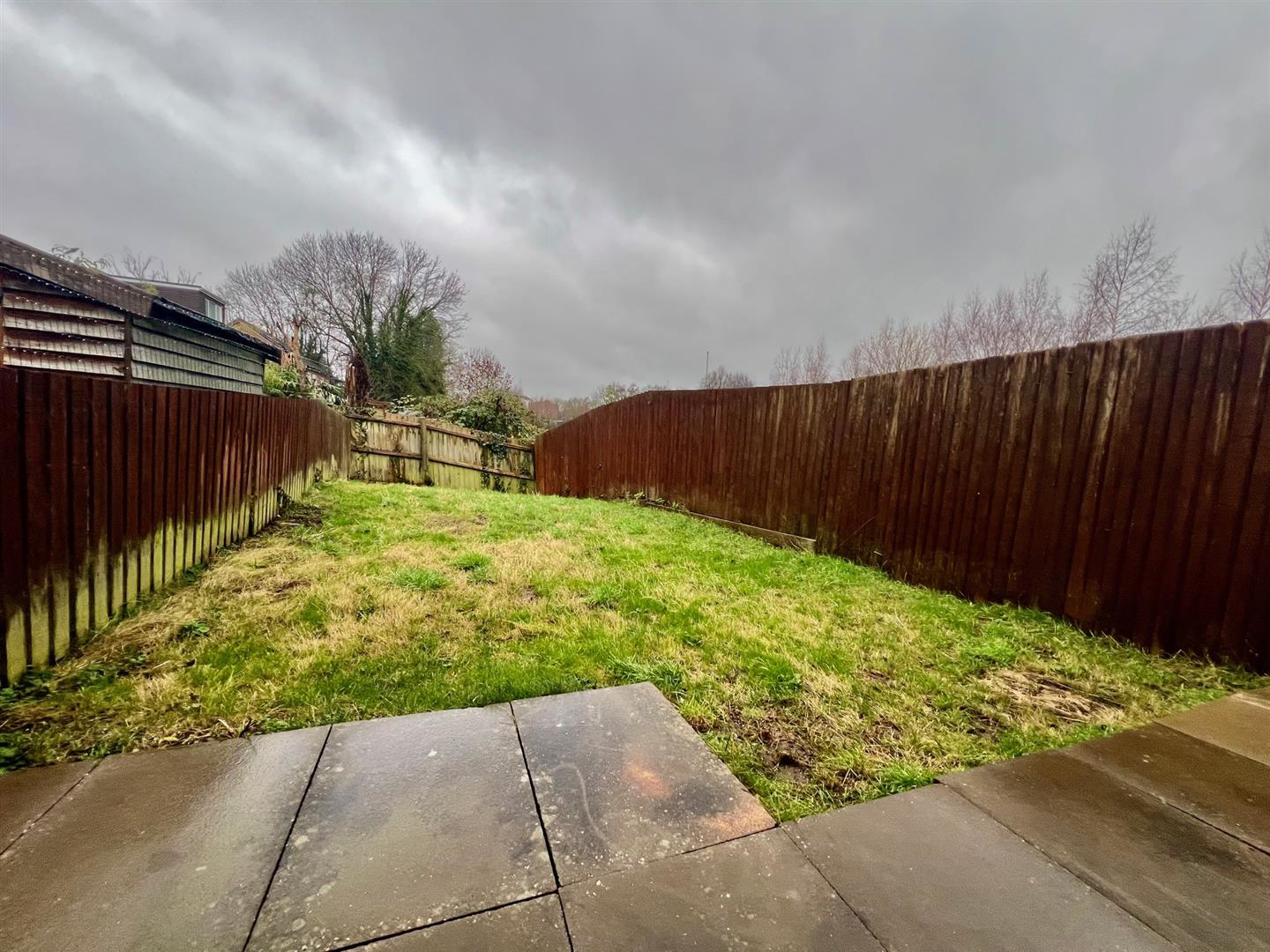 Shades Close, Croft, photo 11