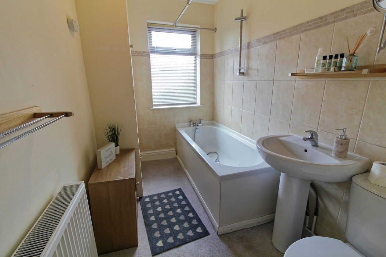 Glengate, Wigston, LE18, photo 8