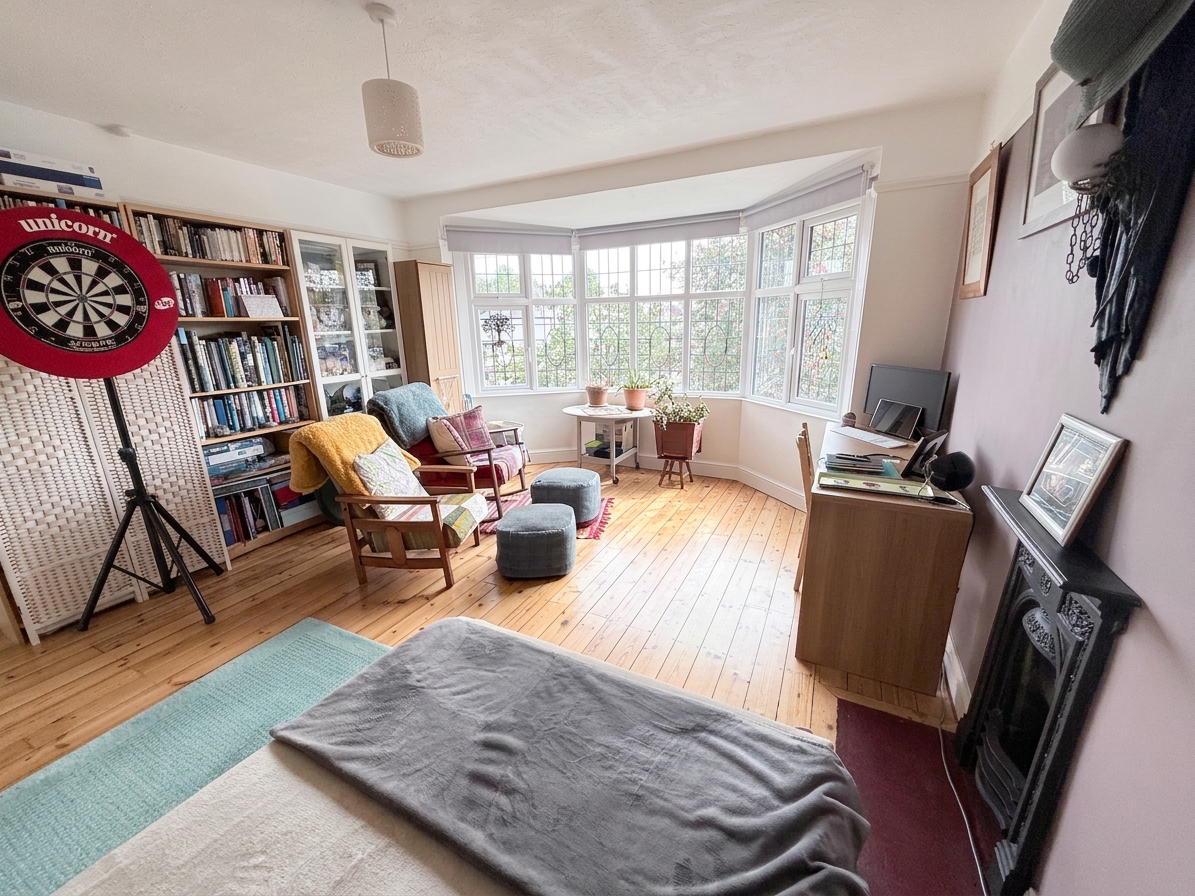 Glenfield Road, Leicester, LE3, photo 14