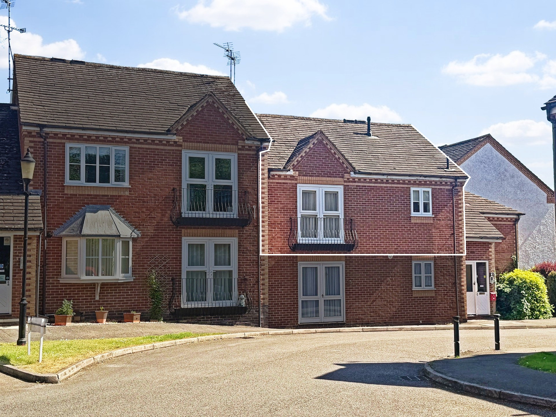 Long Street, Kingswood Court Long Street, LE18