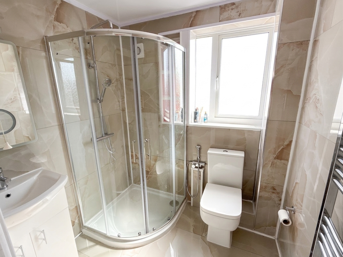 Bradshaw Avenue, Glen Parva, LE2, photo 14