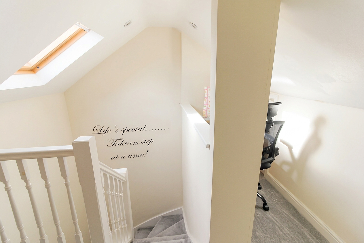 Reynolds Chase, Wigston, LE18, photo 17