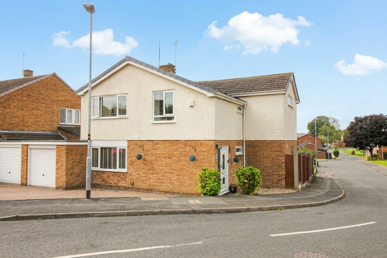 Honiton Close, Wigston, LE18