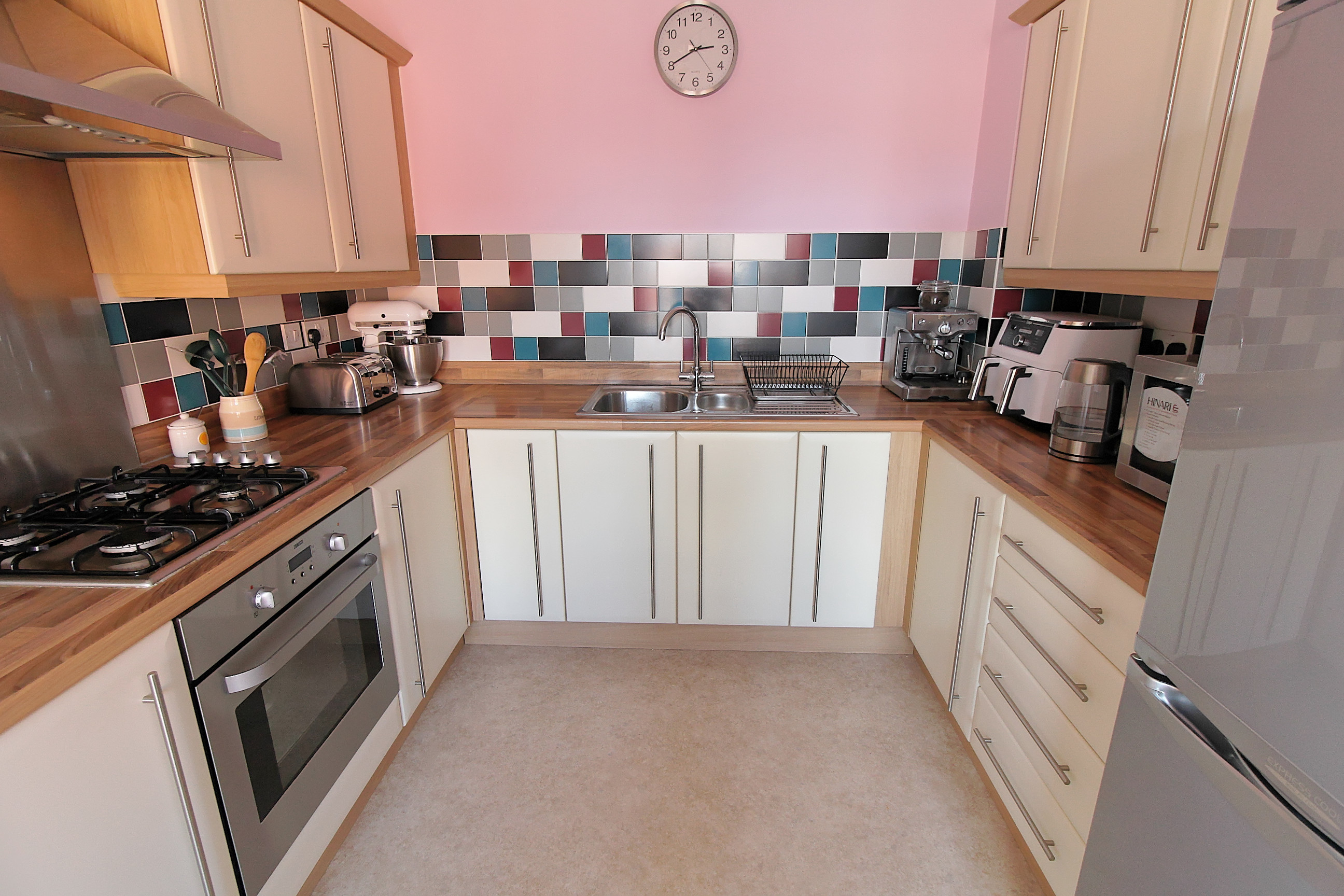 Coxwold Close, Hamilton, LE5, photo 2