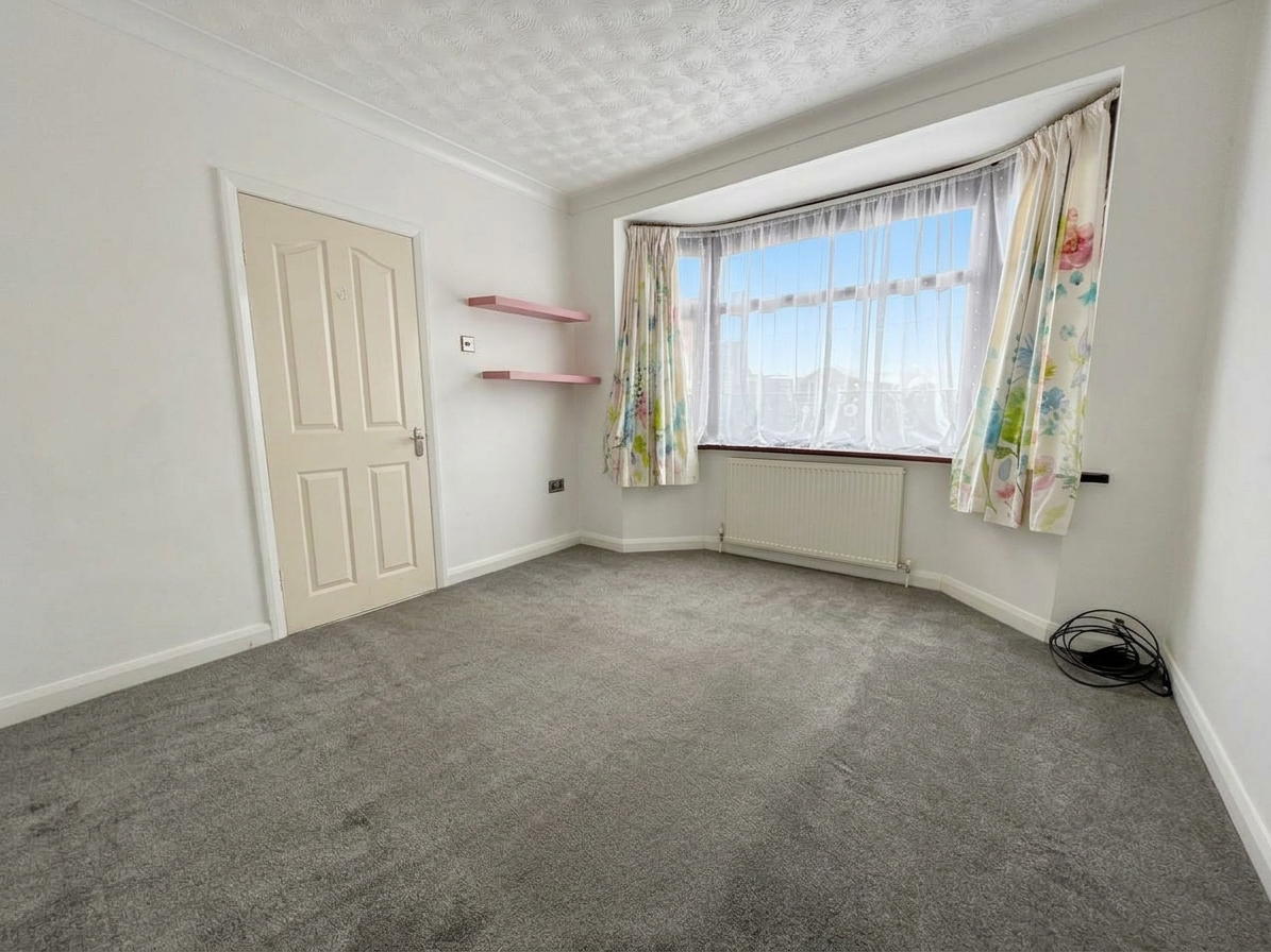 Estoril Avenue, Wigston, LE18, photo 3