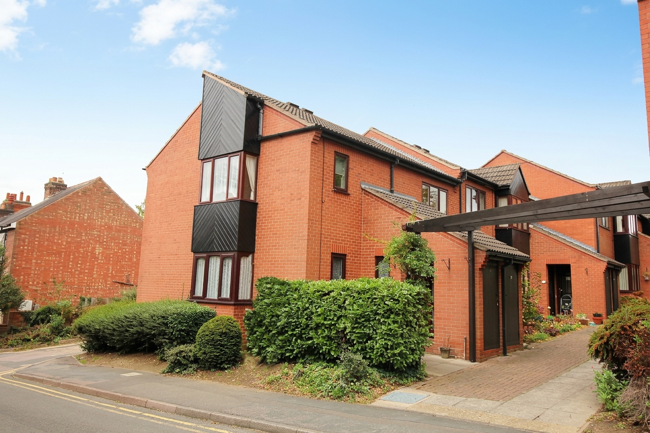 Albion Street, Oadby, LE2