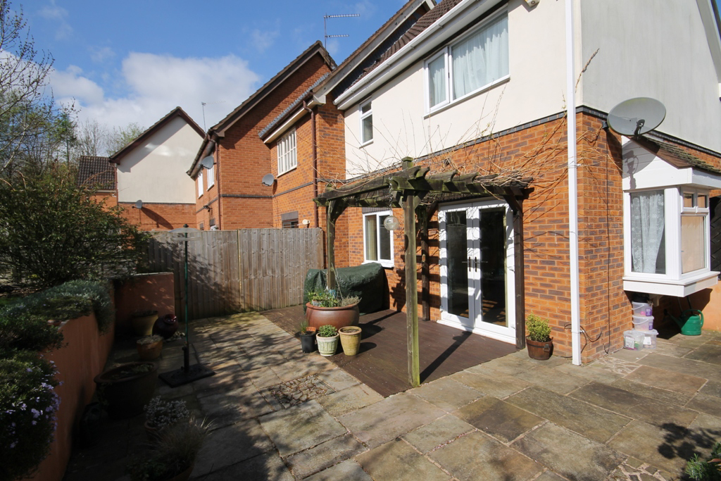 Vetchfield Avenue, WR4, photo 8