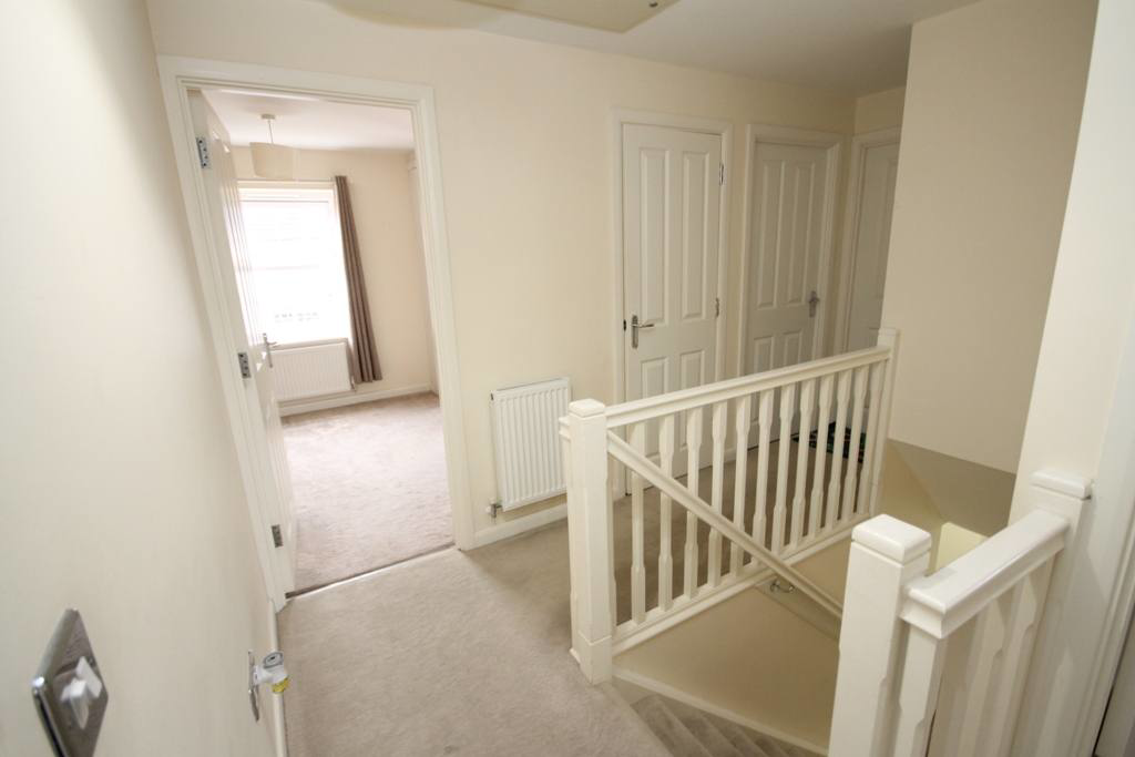 Chalmers Close, WR5 1SX, photo 9