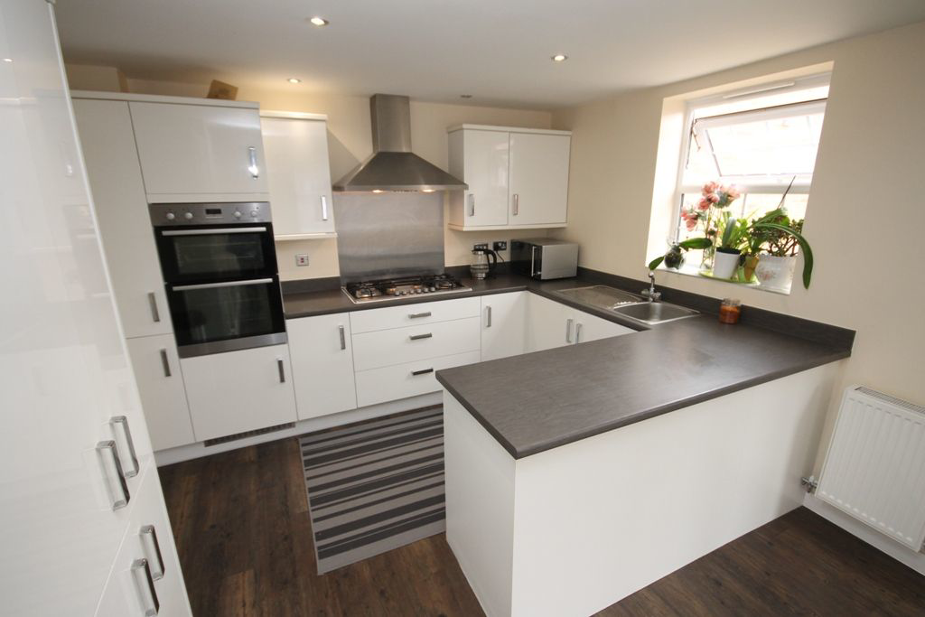 Chalmers Close, WR5 1SX, photo 3