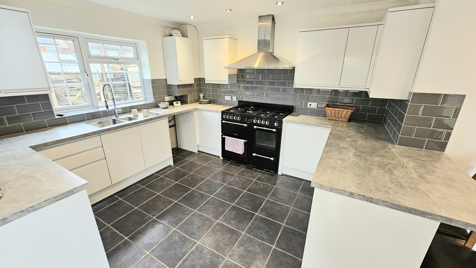 Stourport on Seven, DY13, photo 18