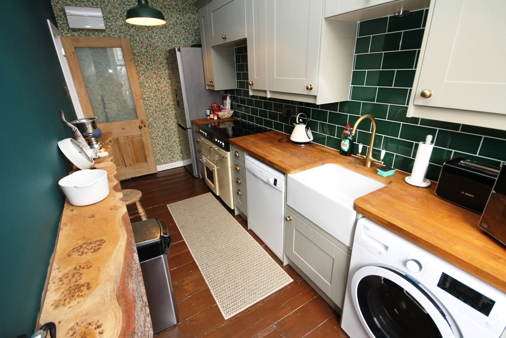 Flat 3, 26 Battenhall Road, WR5, photo 15