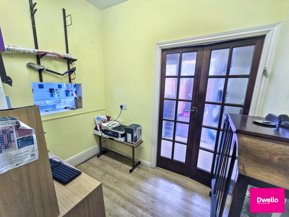 Photo 17