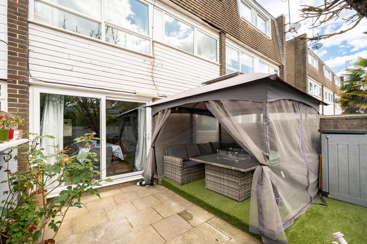 Ashleigh Road, Horsham, RH12, photo 15