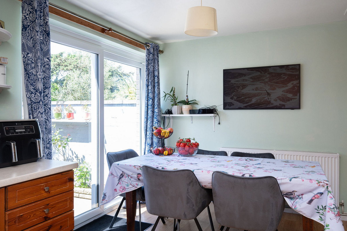 Ashleigh Road, Horsham, RH12, photo 8