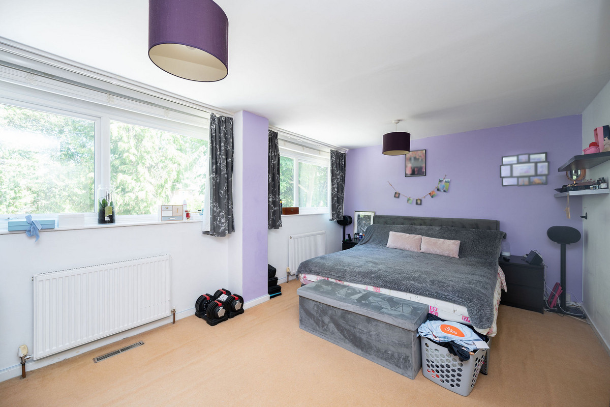 Ashleigh Road, Horsham, RH12, photo 9