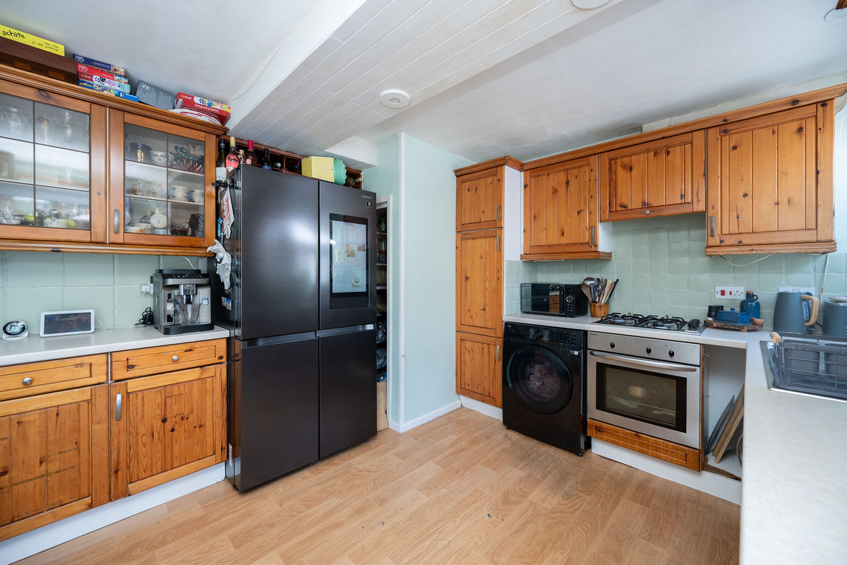 Ashleigh Road, Horsham, RH12, photo 4