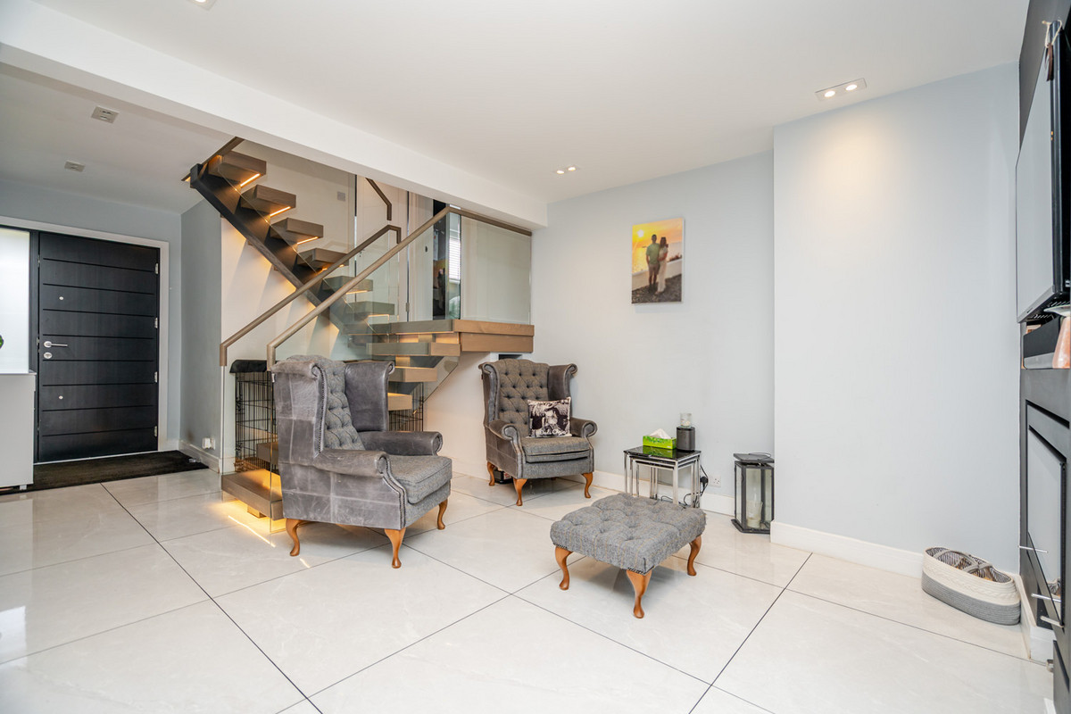 Church Hill, Aspley Guise MK17, photo 3