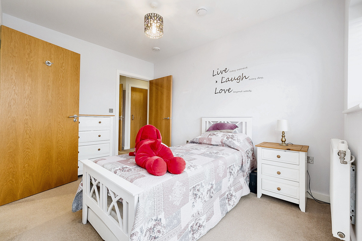Bournebrook Grove, Romford, RM7, photo 14