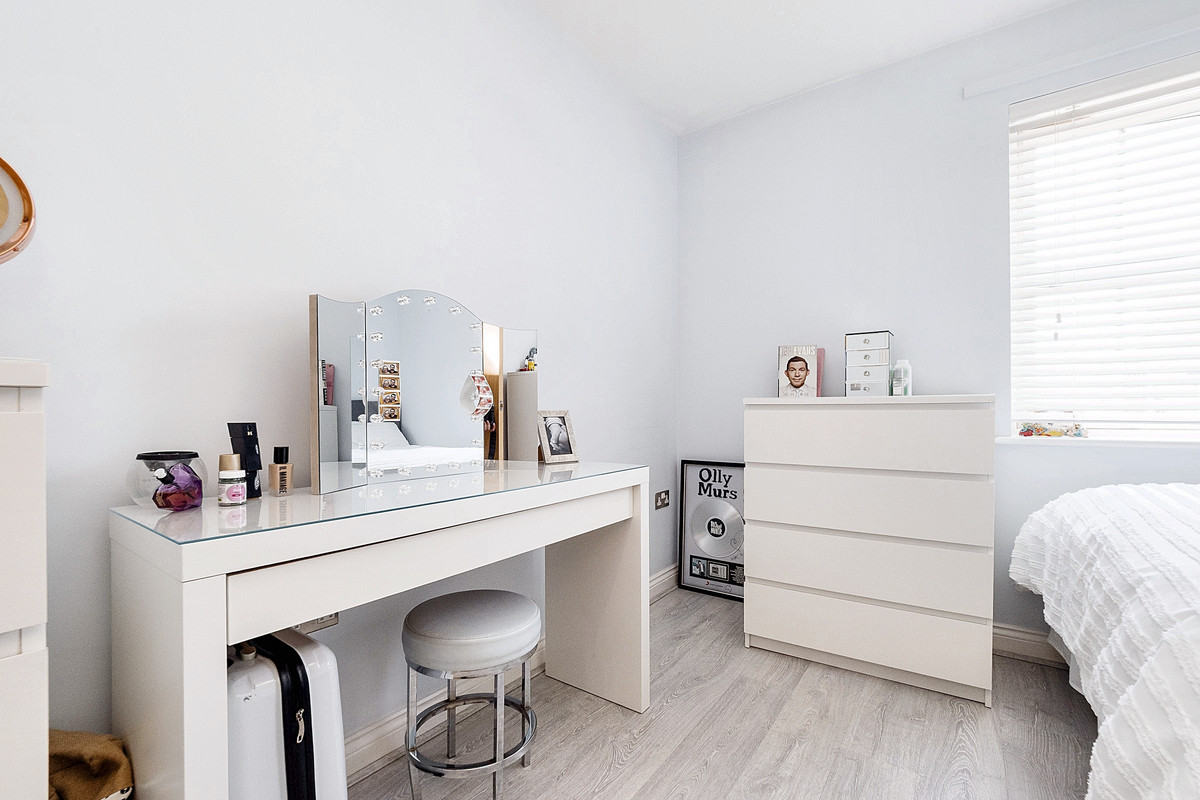 Churchill Avenue, Basildon, SS14, photo 13