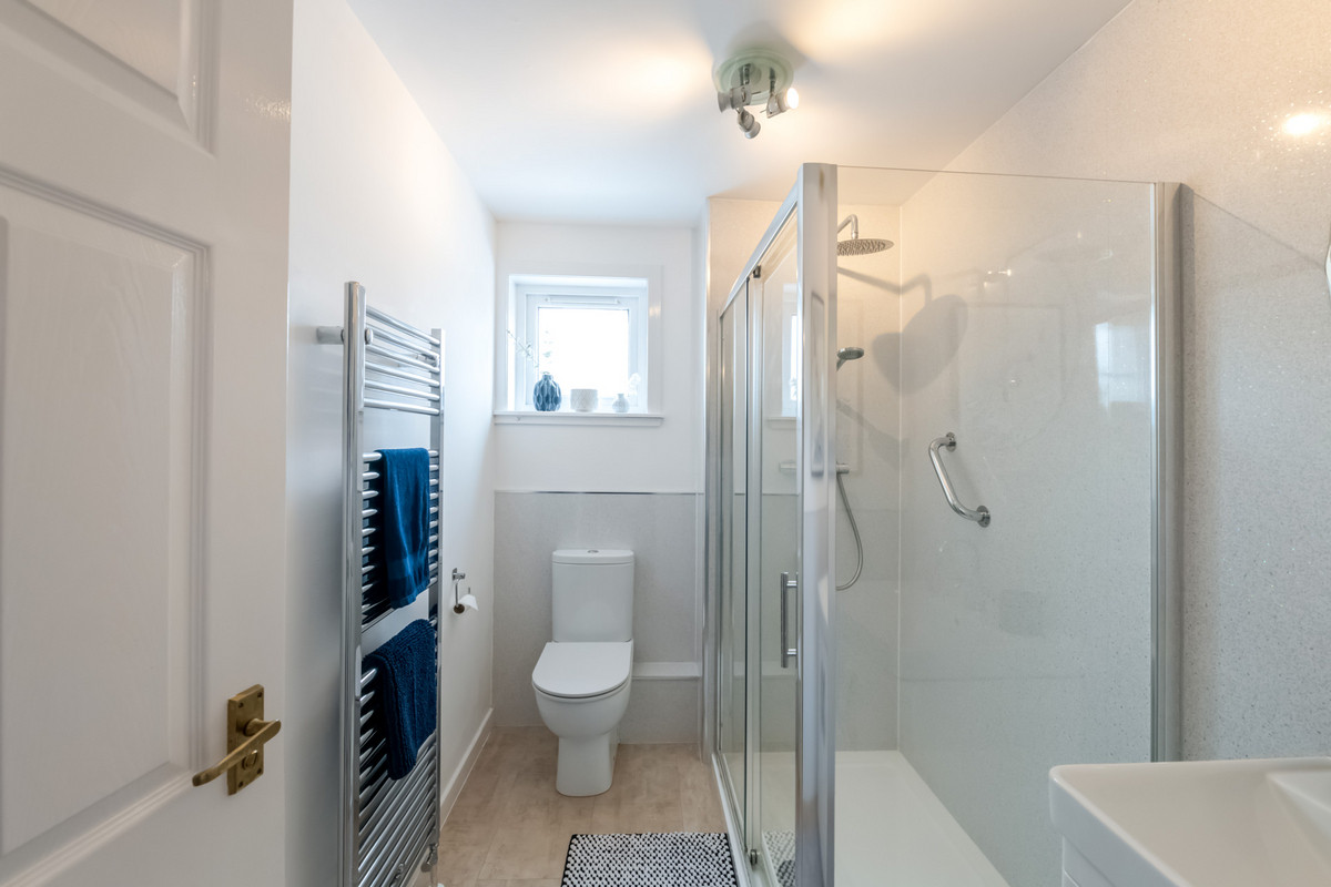 Mitchell Court, Dollar, FK14, photo 13