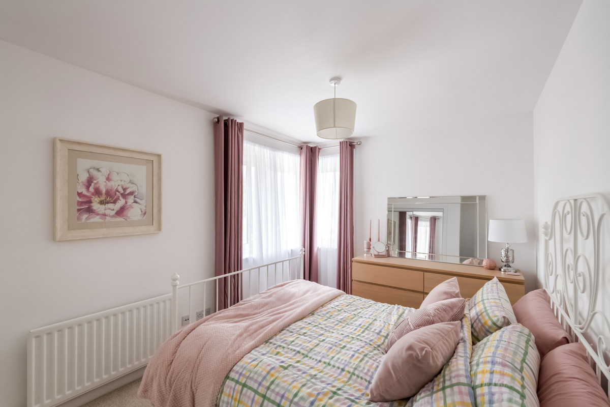 Mitchell Court, Dollar, FK14, photo 9