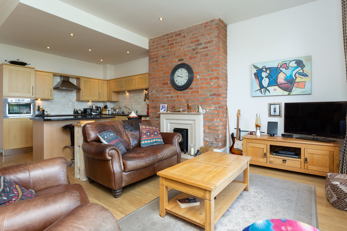 West Cliff, Preston, PR1