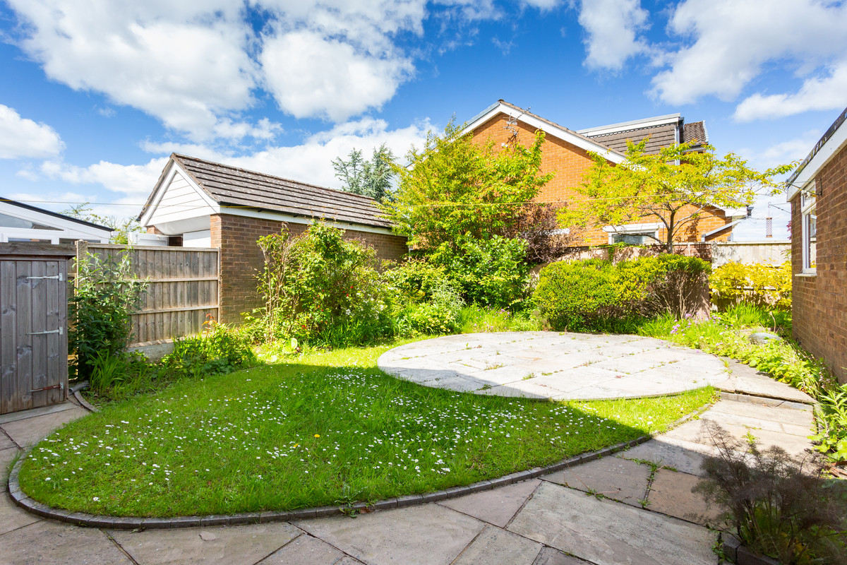 Crow Hills Road, Penwortham, PR1