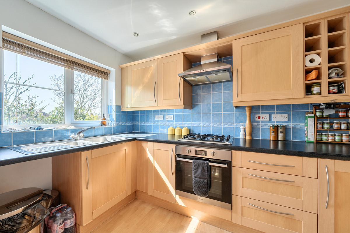 Walker Place, Hamble, SO31, photo 11