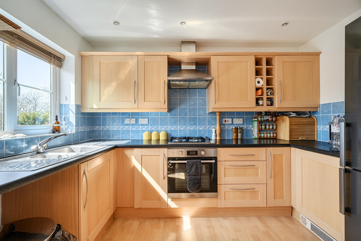 Walker Place, Hamble, SO31, photo 10