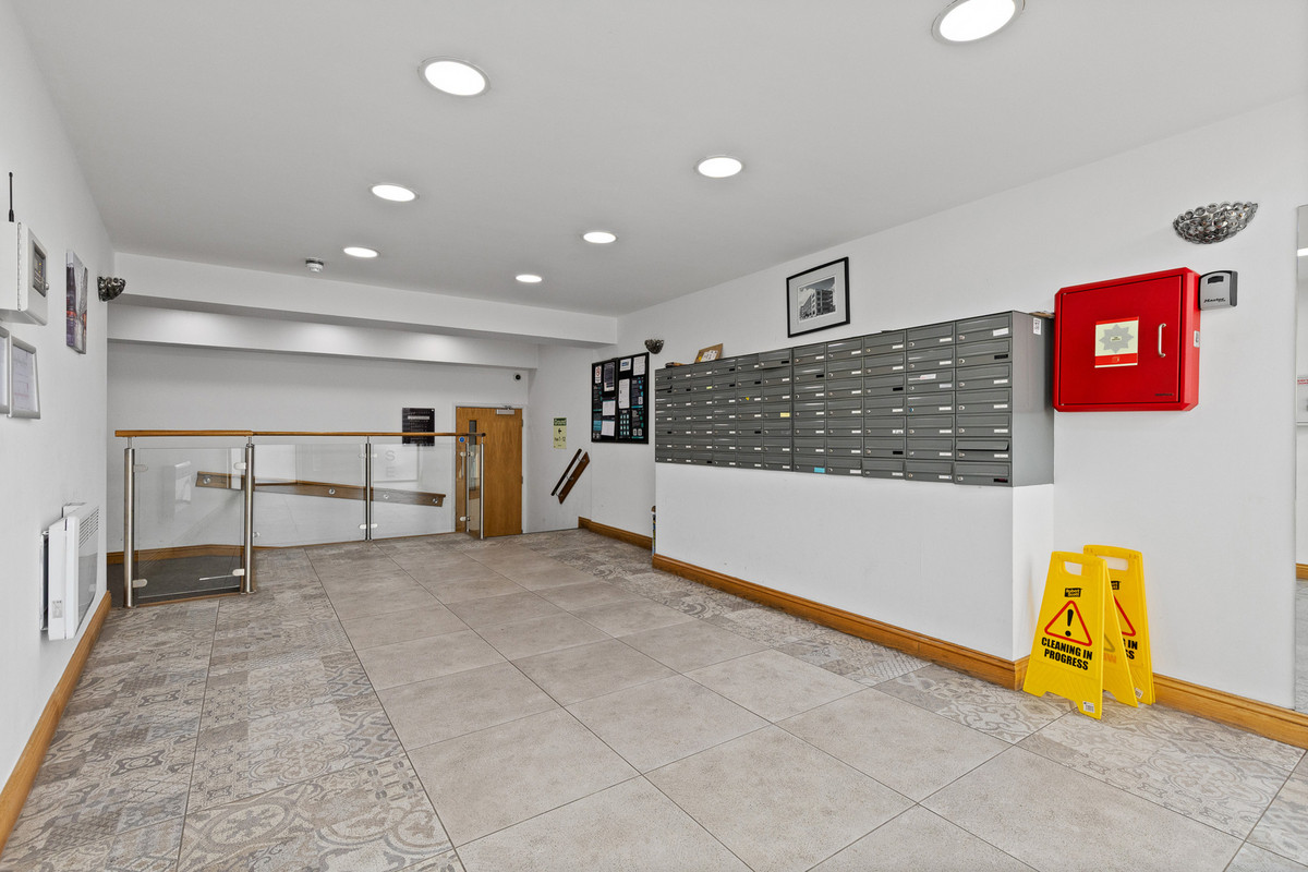New York Road, Leeds, LS2, photo 15