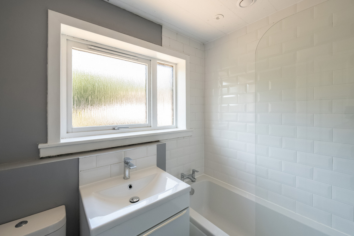 Murray Place, Dollar, FK14, photo 13