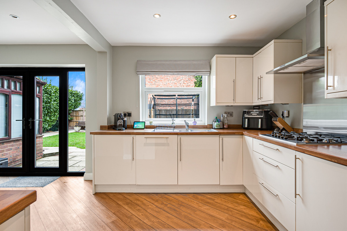 Highfield Close, Stockport, SK3, photo 4