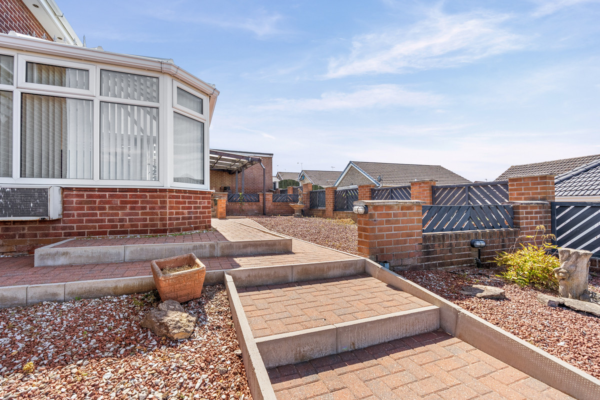 Bexhill Close, Pontefract, WF8, photo 12