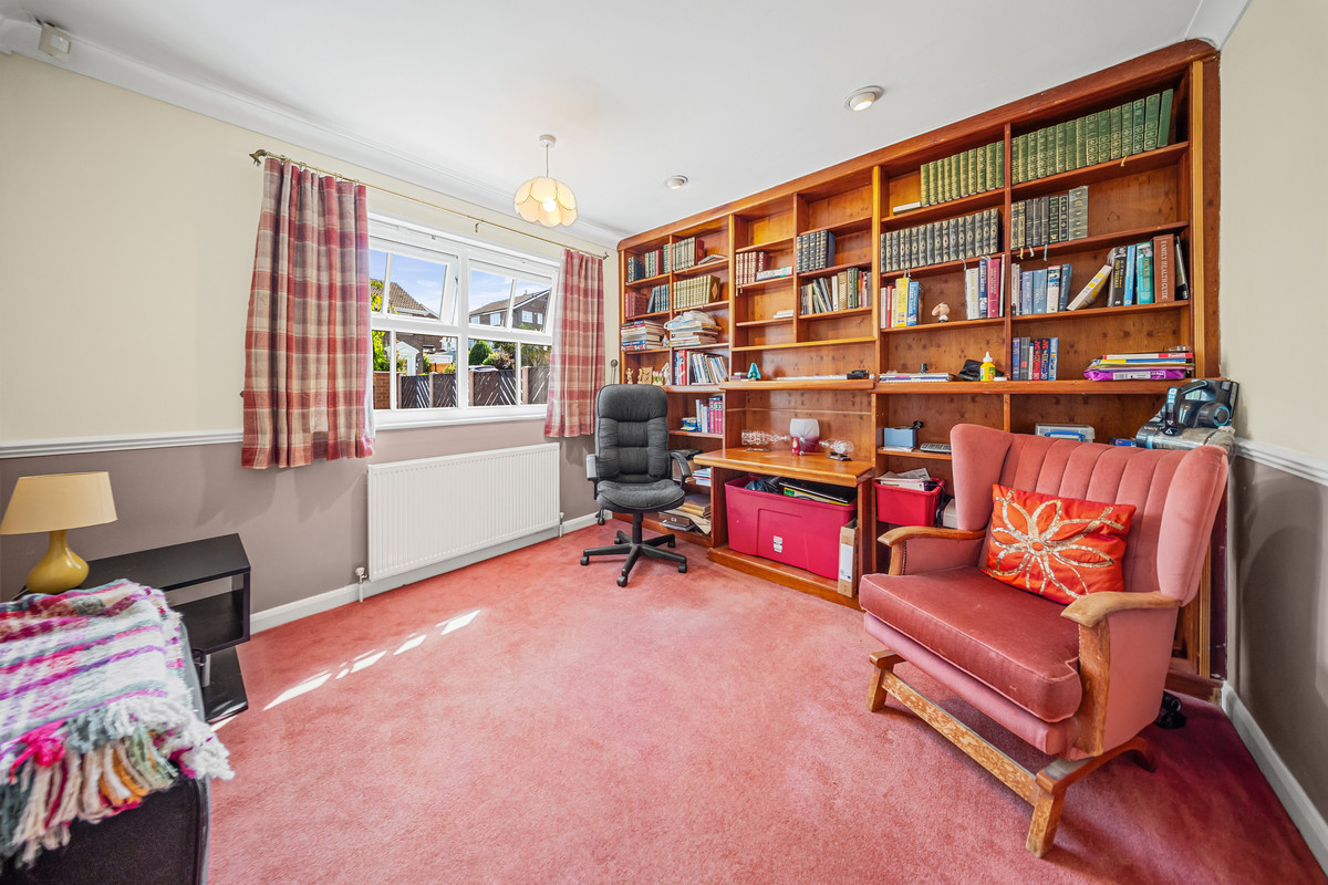Bexhill Close, Pontefract, WF8, photo 9