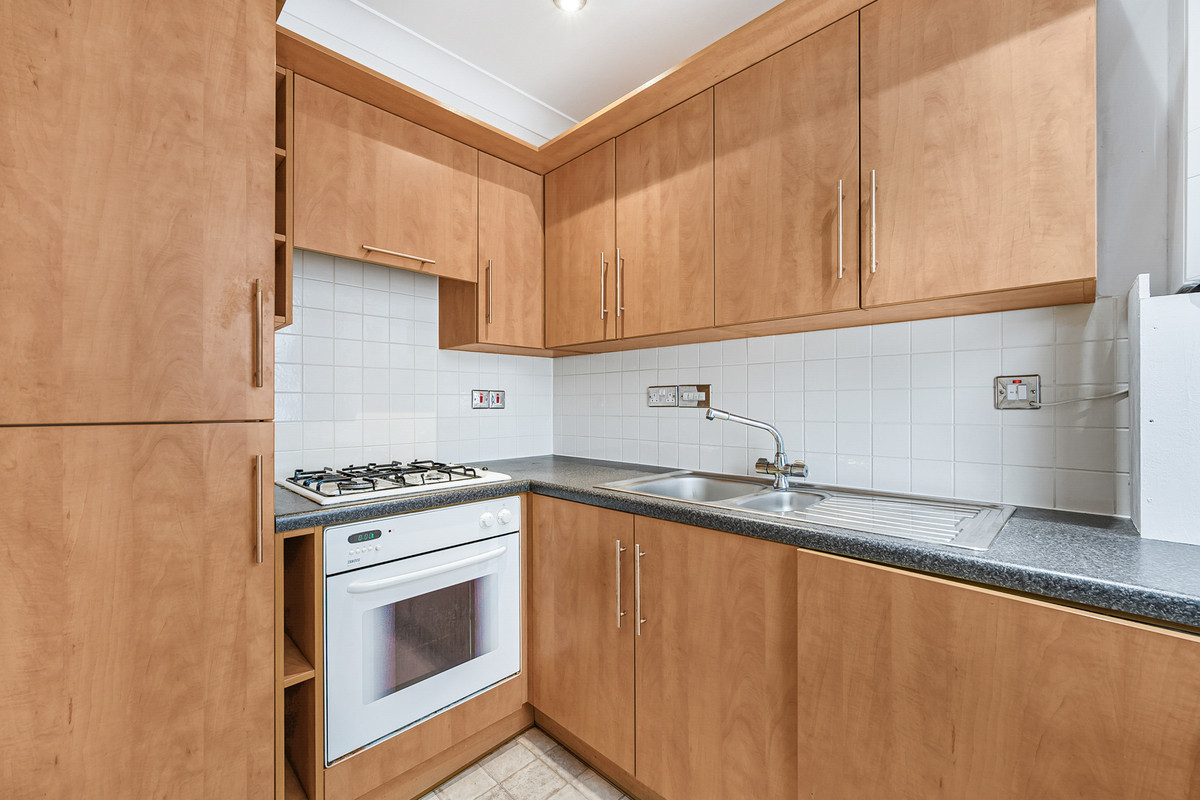 Cheadle Road, Cheadle Hulme, SK8, photo 5