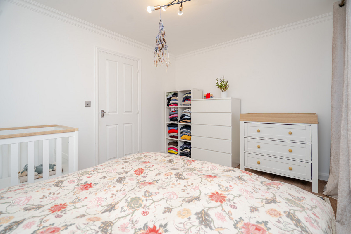 Curacao Crescent, Newton Leys, Milton Keynes, MK3, photo 17