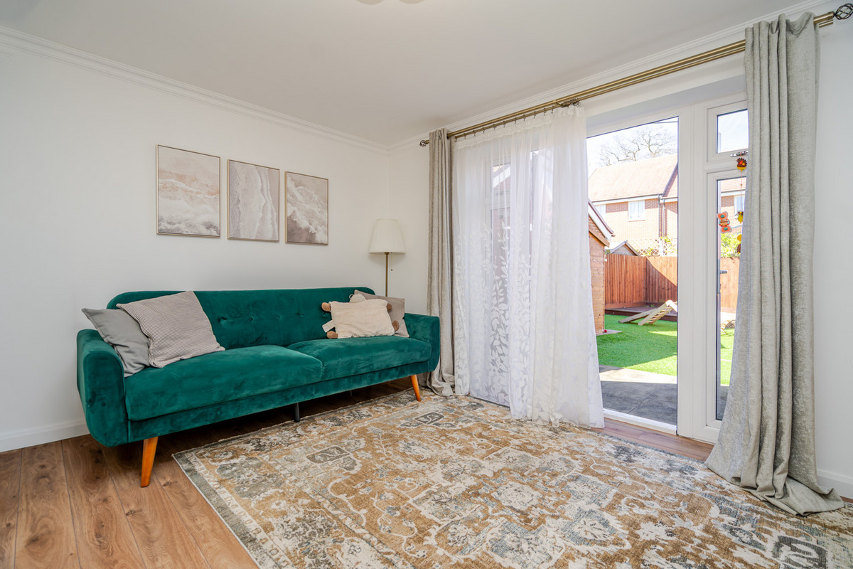 Curacao Crescent, Newton Leys, Milton Keynes, MK3, photo 9