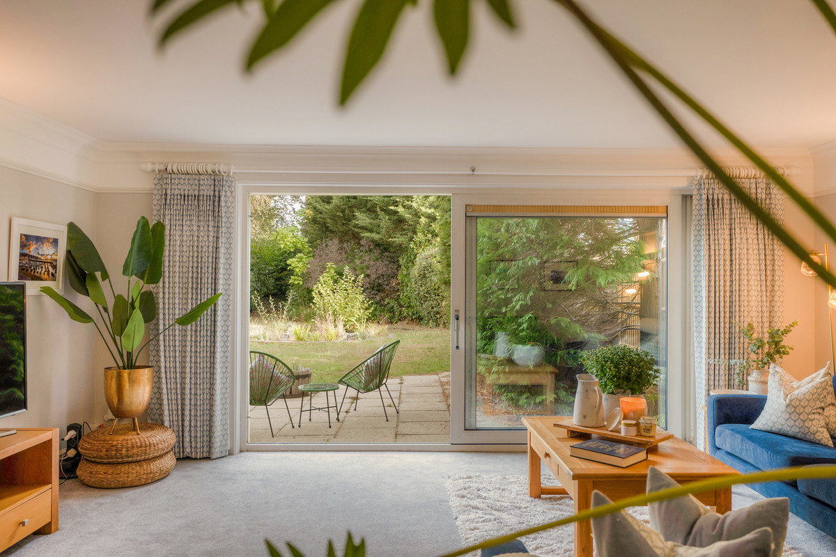 Crawley Road, Horsham, RH12, photo 12