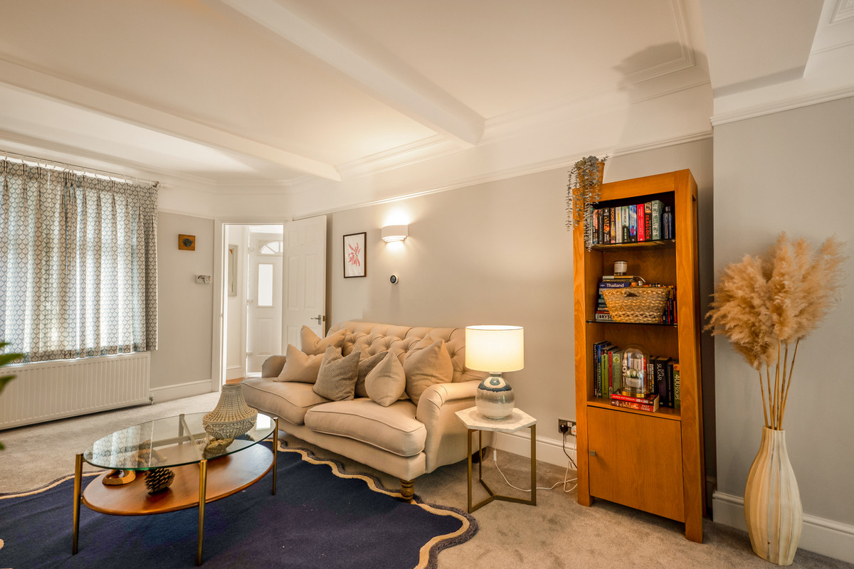 Crawley Road, Horsham, RH12, photo 9