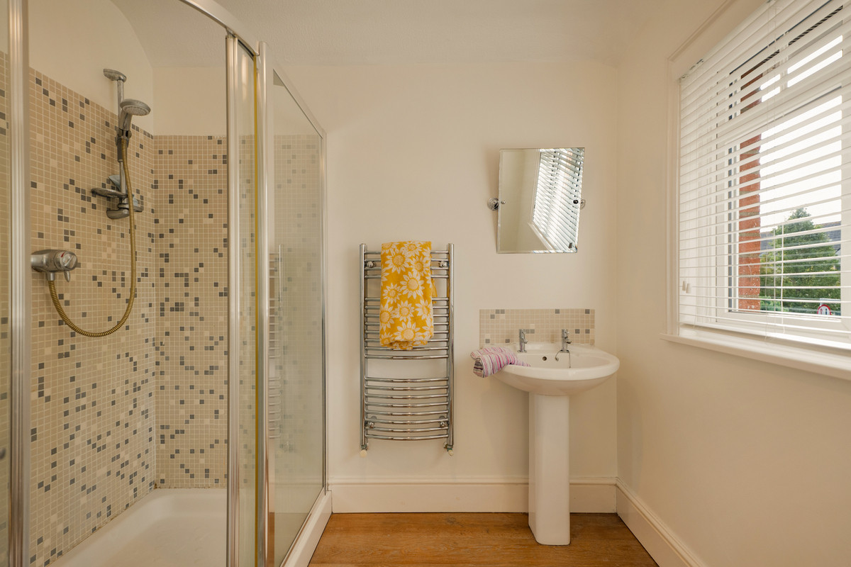 Crawley Road, Horsham, RH12, photo 25