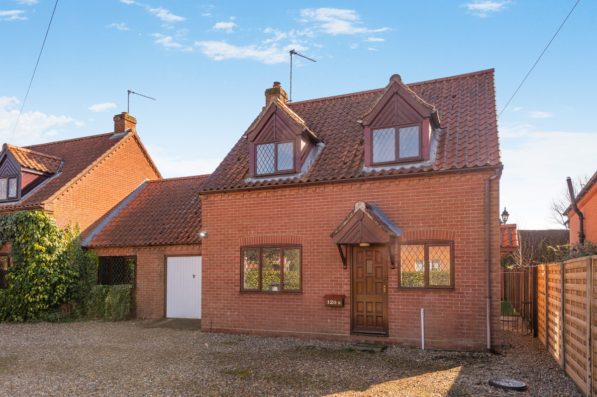 The Street, Fakenham, NR21