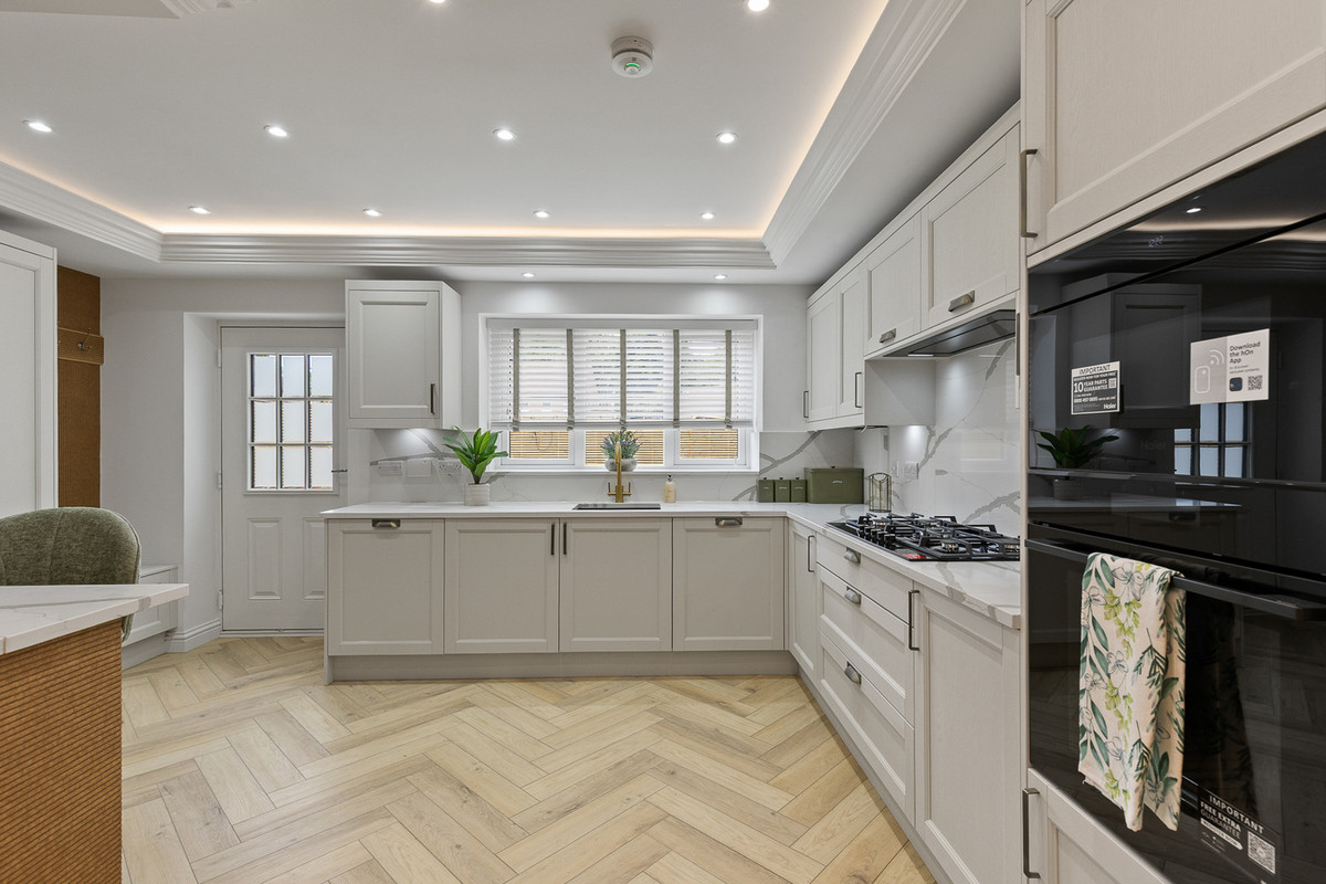 Crabtree Road, Sheffield, S5, photo 2