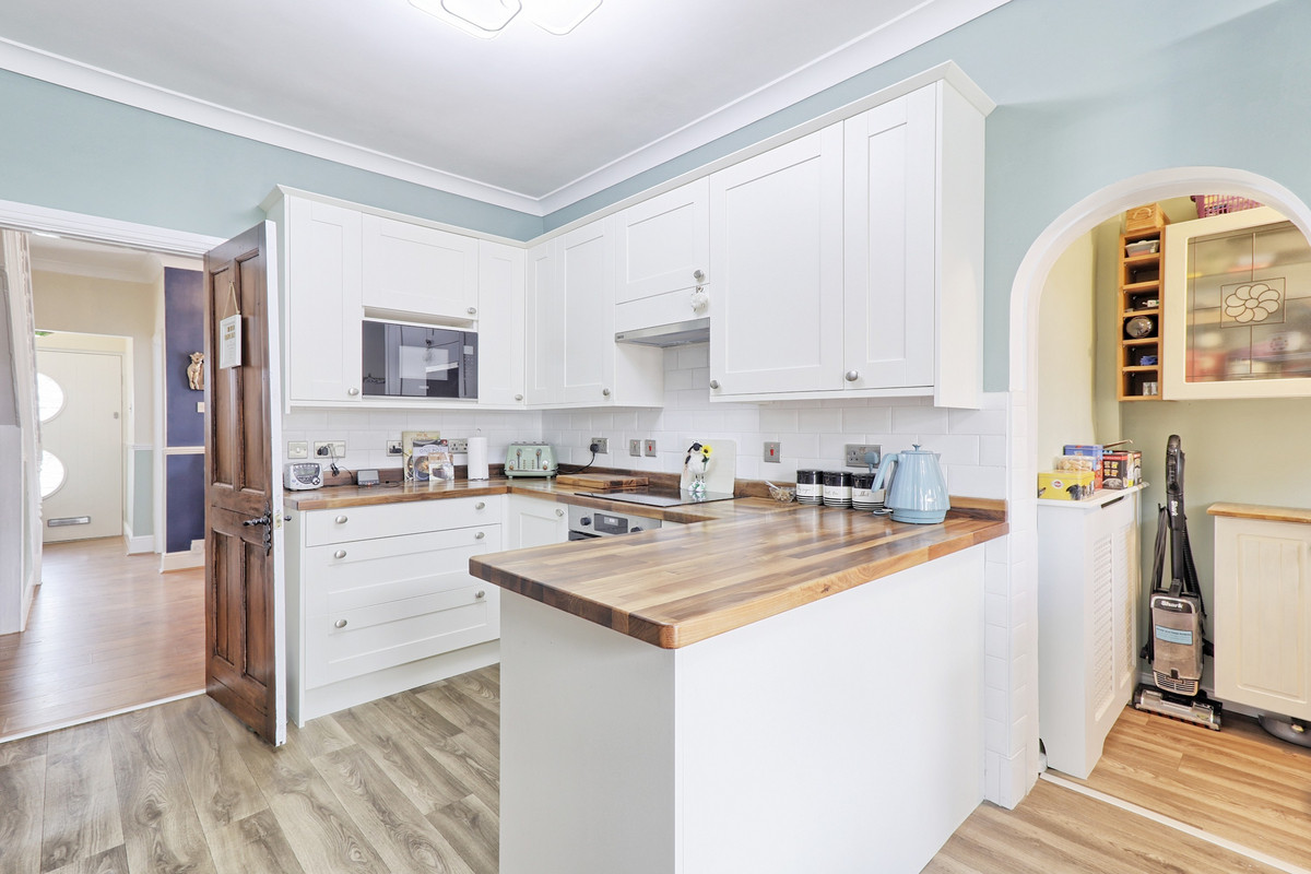 Pearsons Avenue, Rayleigh, SS6, photo 5