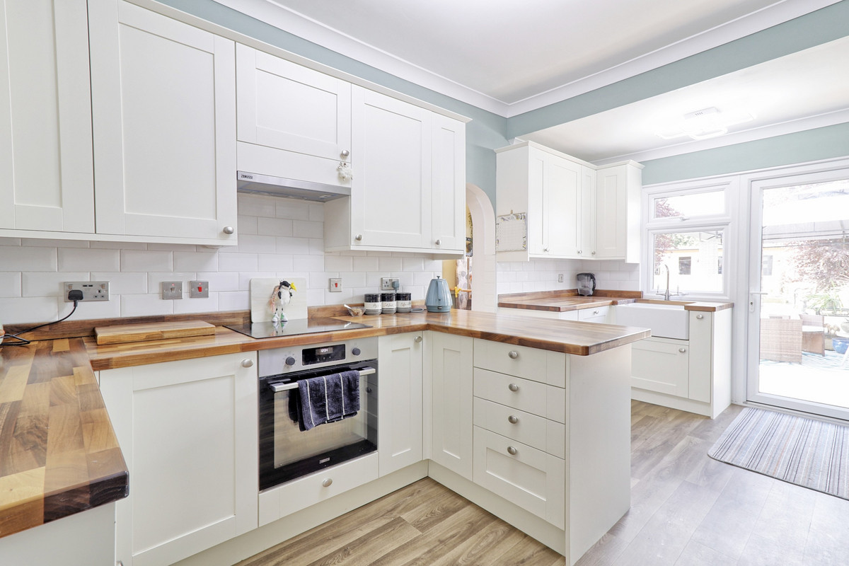 Pearsons Avenue, Rayleigh, SS6, photo 4