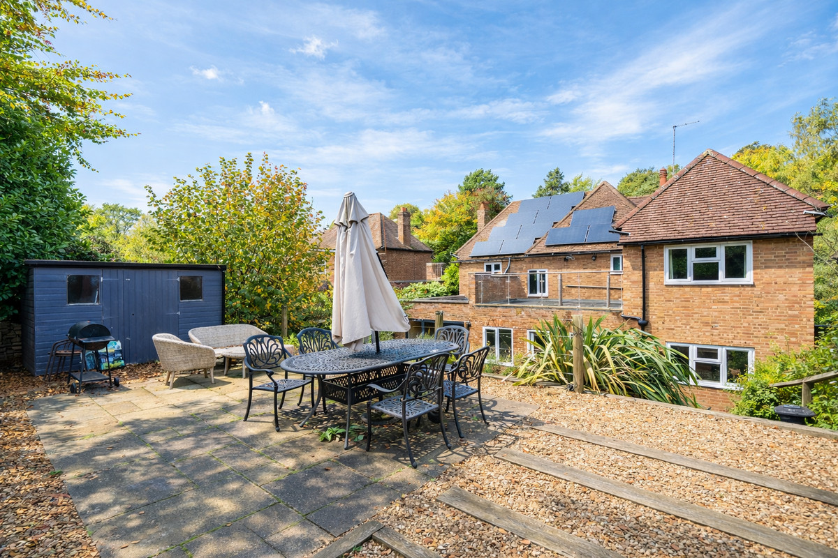 West Hill, Aspley Guise MK17, photo 26