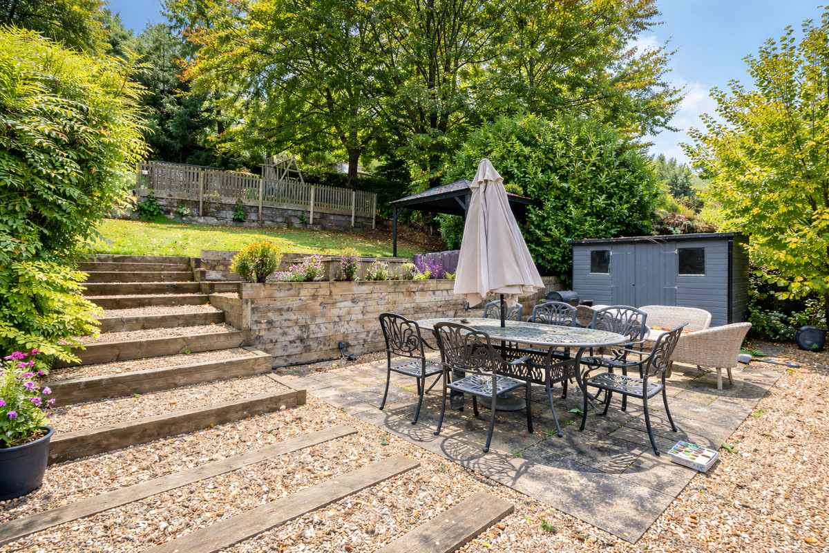 West Hill, Aspley Guise MK17, photo 27