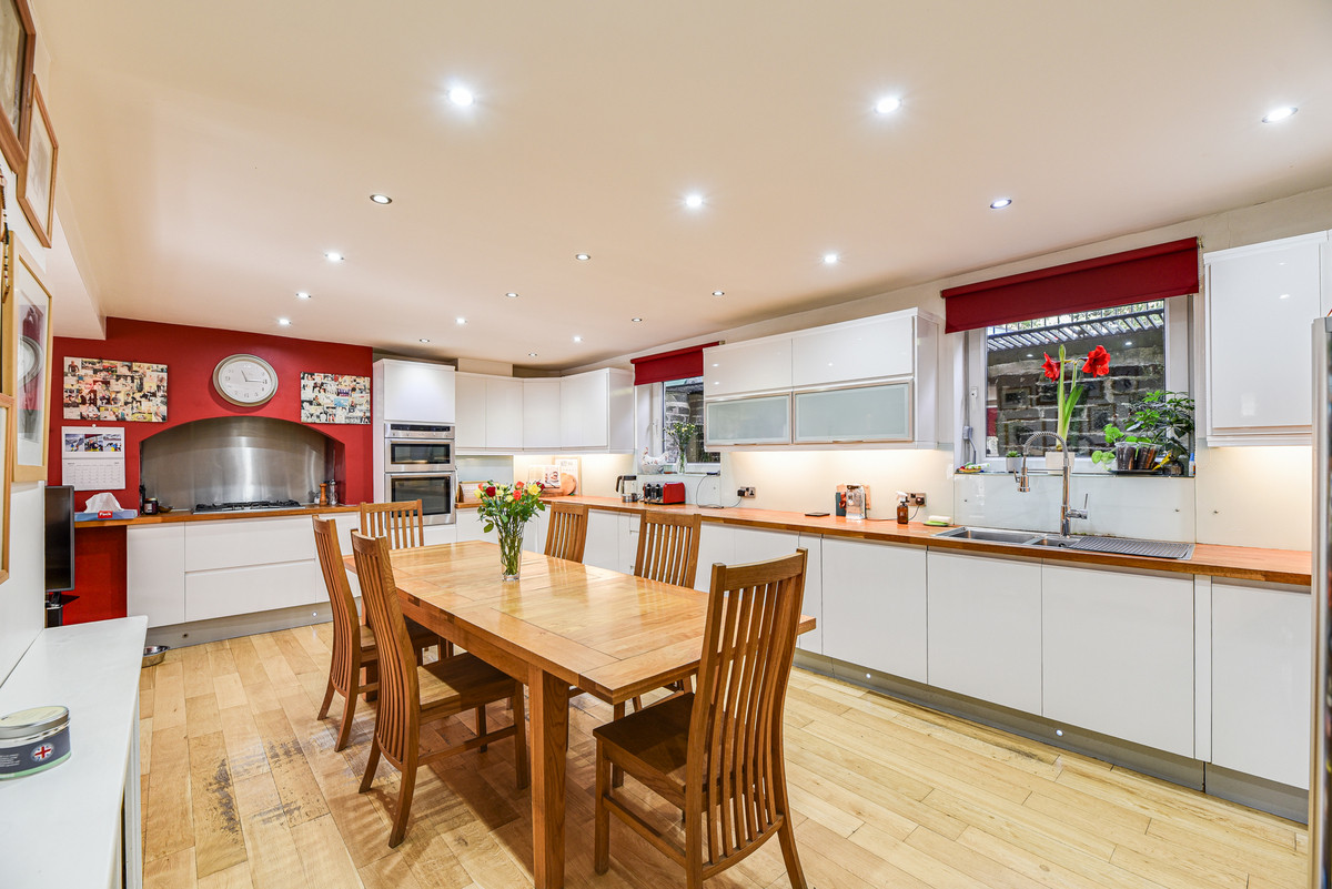 Lower Bank Road, Fulwood, PR2